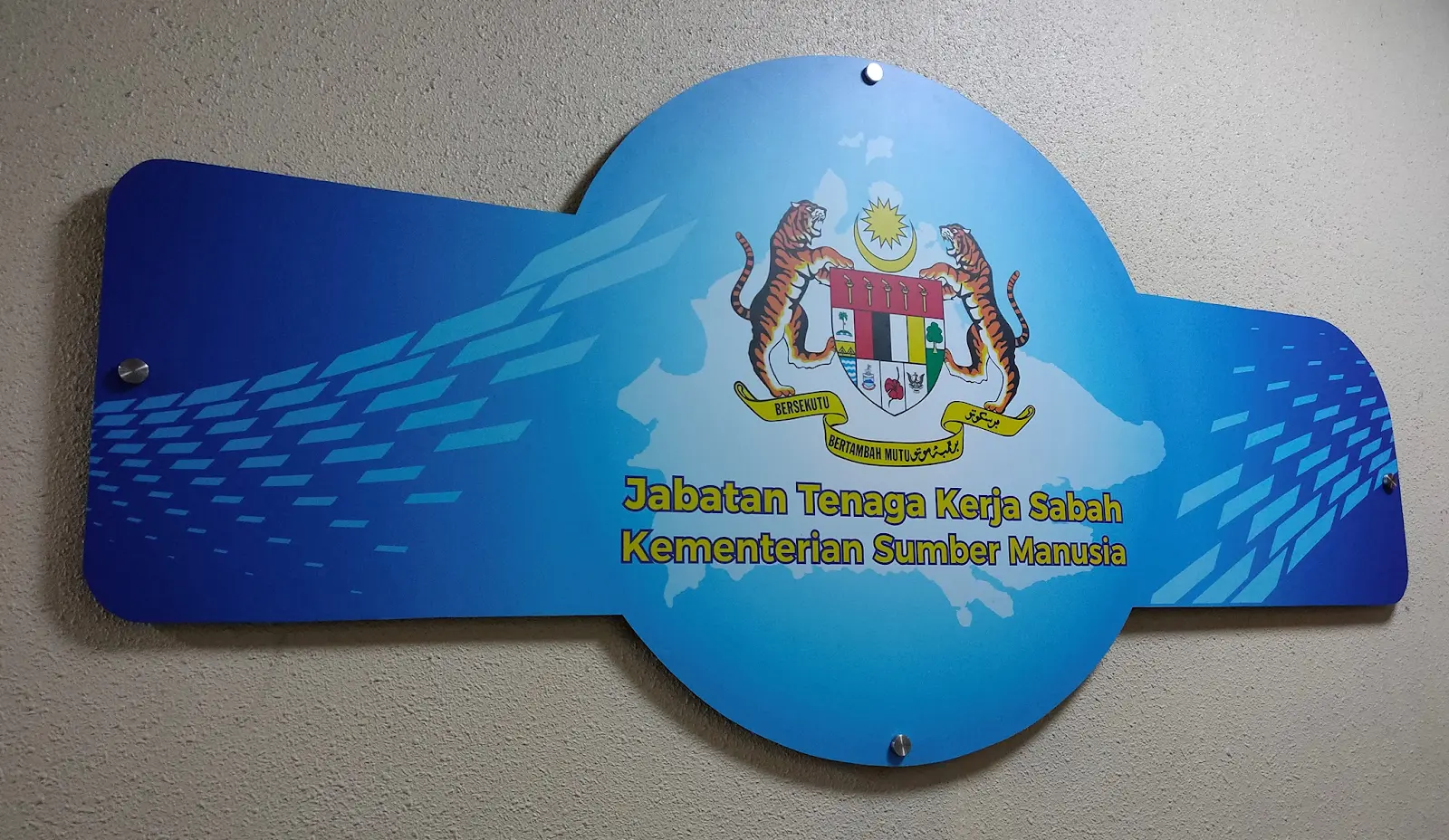 The Pointless Debate over Bumiputera Quotas Between Racists and Meritocrats 18 2025 06 19 jtk kesuma sabah ordinan buruh sabah sarawak sosialis alternatif The Pointless Debate over Bumiputera Quotas Between Racists and Meritocrats Sosialis Alternatif